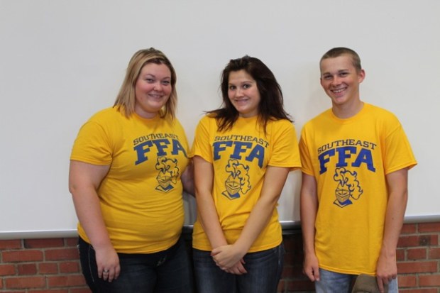 8th Place team, SE District Entomology CDE: Kim Fraker, Sara Scholes and Cole Jameson.