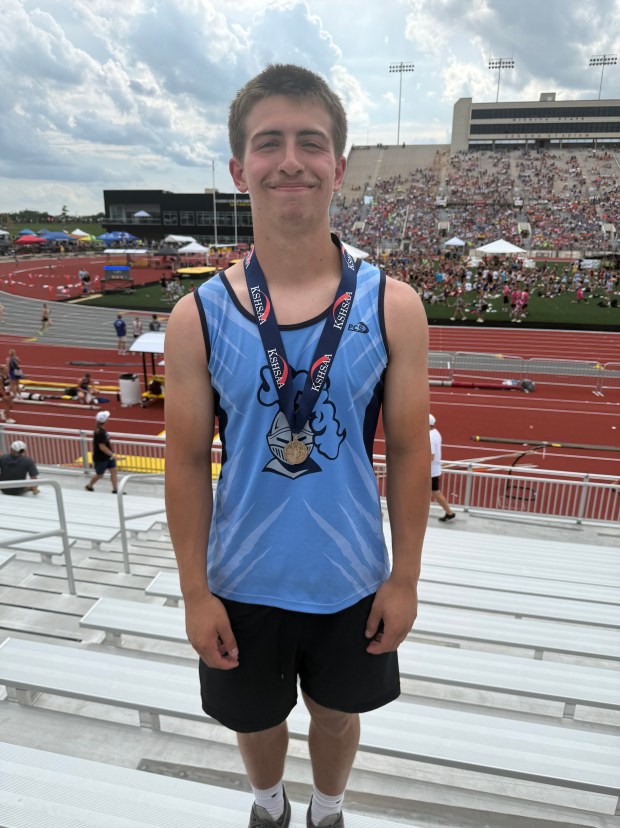 TreySol Galindo - 2nd place Pole Vault